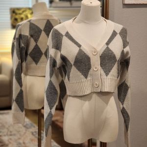 Nectar Clothing argyle print crop top sweater. Size Small